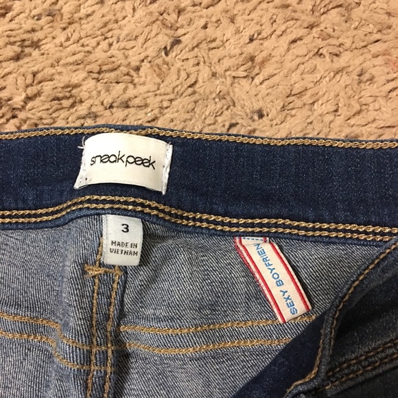 Sneak Peak Skinny Jeans - Picture 6 of 6